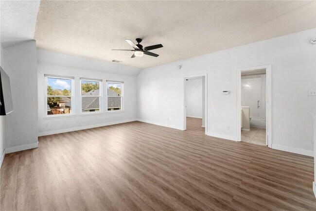 Building Photo - 19106 Spring Meadows Ln