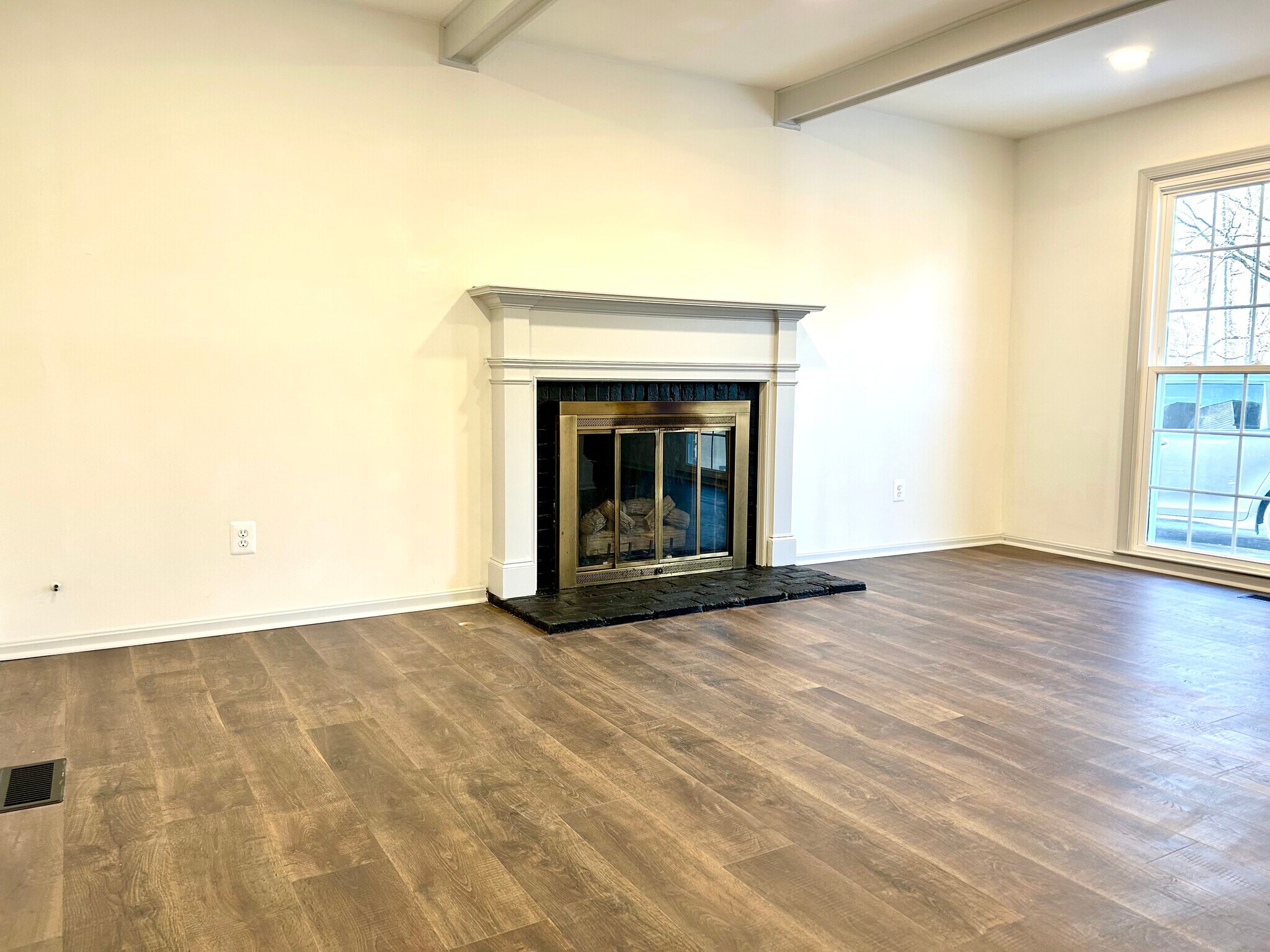 Building Photo - 6348 Torrence St