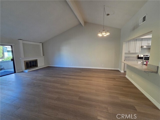 Building Photo - 24 Wetstone