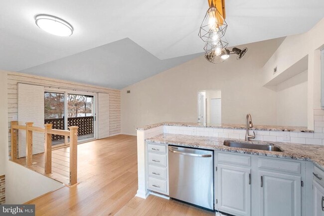 Building Photo - 14046 Erie Ct