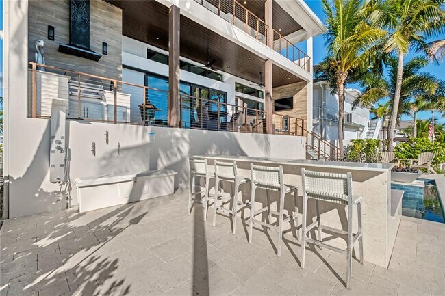 Building Photo - 459 20th Ave