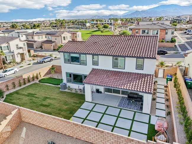 Building Photo - 74404 Nichols Dr