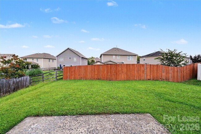 Building Photo - 10521 Barvas St