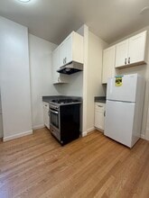 Building Photo - 420 Ellis St