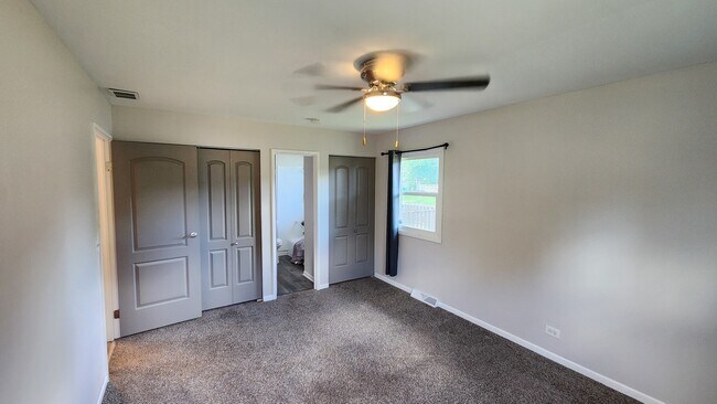 Building Photo - 418 Assembly Dr