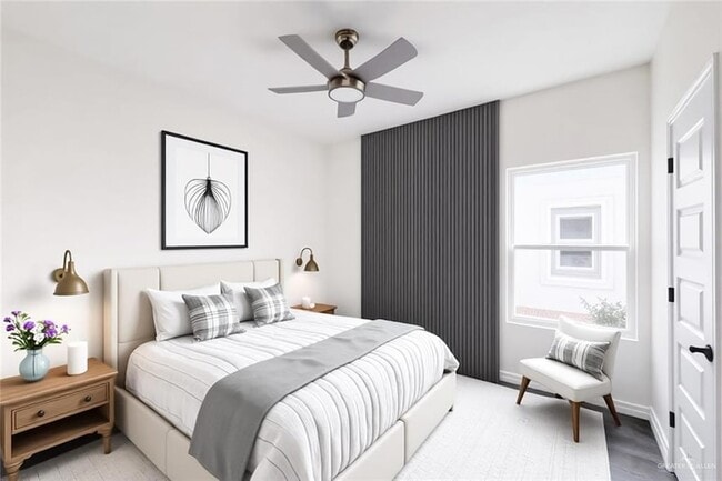 Building Photo - 604 N Onyx Ave