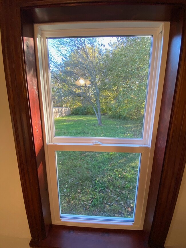 Building Photo - 604 W Worley St