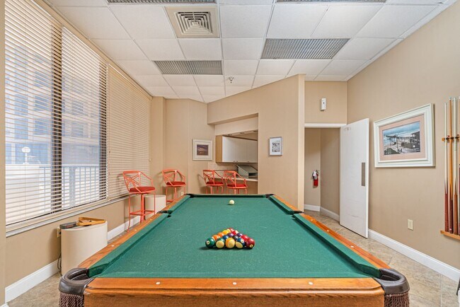 Building Photo - Coastal Living meets convenience in the He...