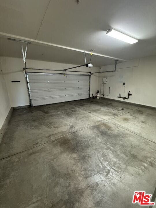 Building Photo - 9241 N Lamia Ct