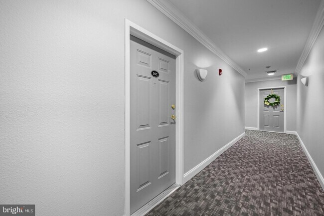 Building Photo - 10205 Wincopin Cir