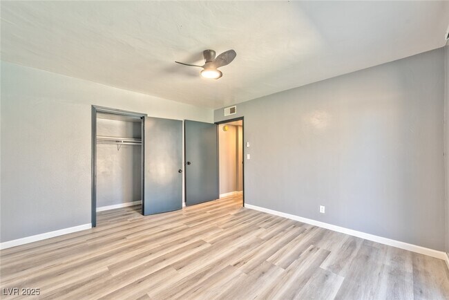 Building Photo - 7216 Archcrest Ave