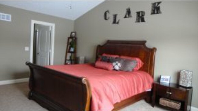Building Photo - 205 Dropseed Dr