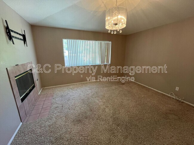 Building Photo - 17673 Streamside Ln