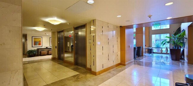 Building Photo - 3505 Sage Rd