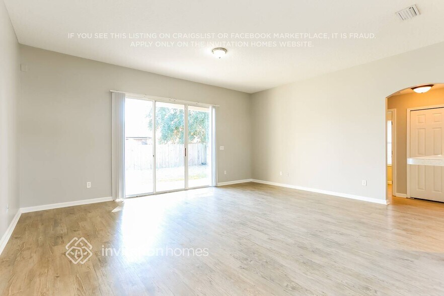 Building Photo - 9220 Hawks Point Dr