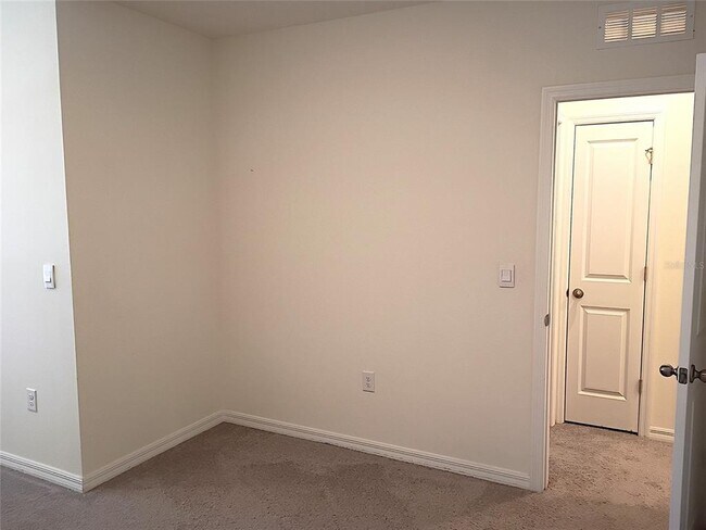 Building Photo - 34346 Redwood Dawn Ln