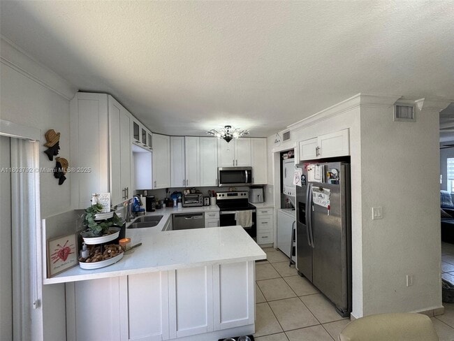 Building Photo - 17358 NW 74th Ave