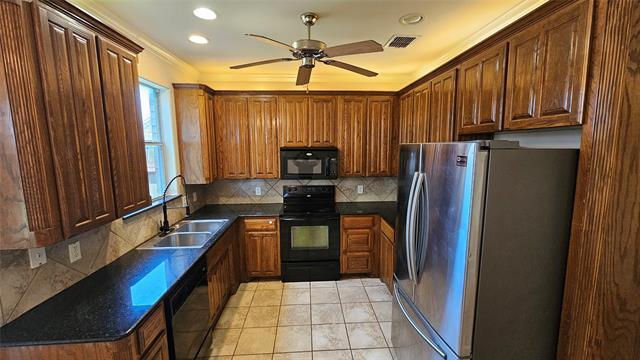 Building Photo - 3049 Trinity Lakes Dr