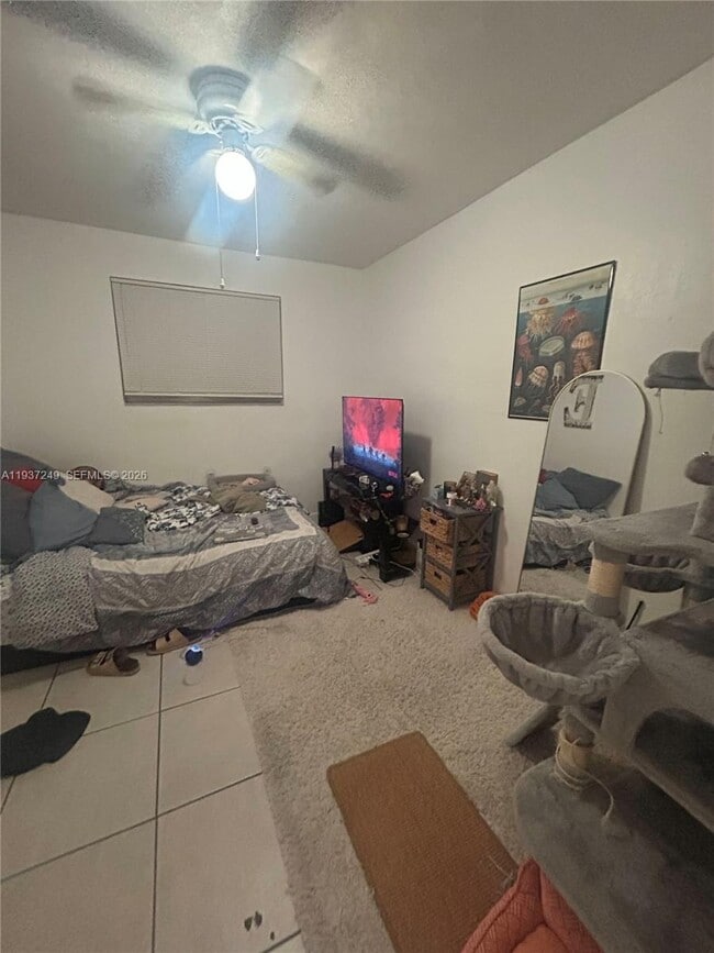 Building Photo - 1045 N Andrews Ave