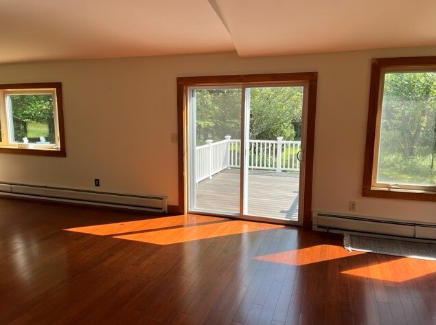 Building Photo - 6 Whitney Way