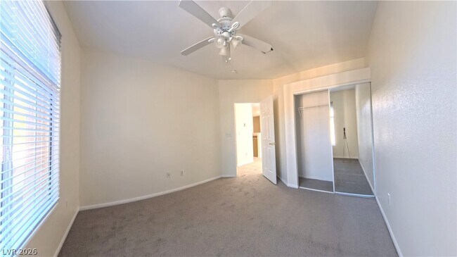 Building Photo - 2050 W Warm Springs Rd