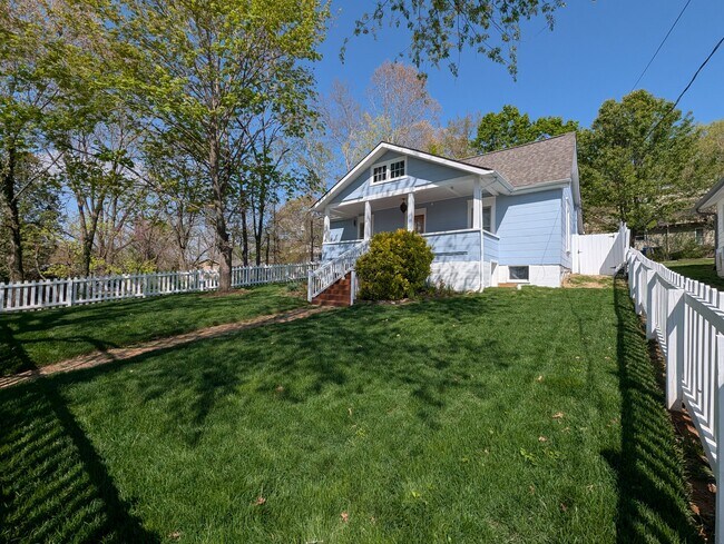 Building Photo - 24 Woodrow Ave