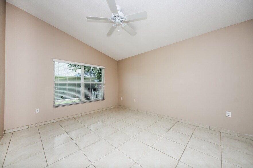 Building Photo - 3237 Harpers Ferry Ct