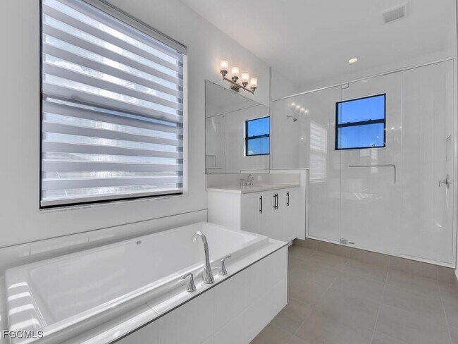 Building Photo - 20152 Camellia Crosse Ln