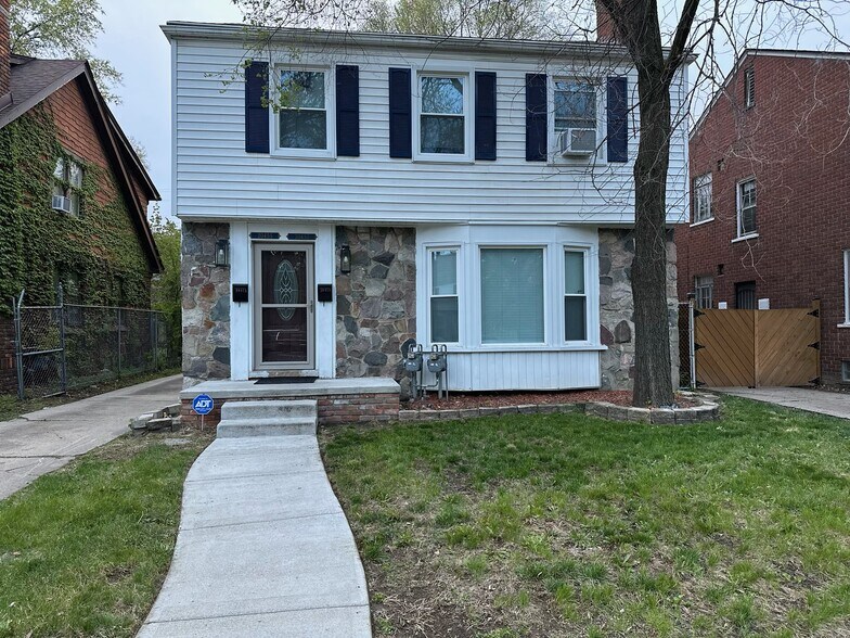 Primary Photo - 20455 Stratford Rd