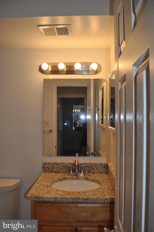 Building Photo - 4141 Meadowland Ct