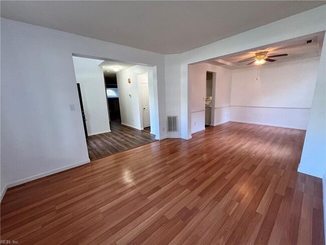 Building Photo - 1201 Hillside Ave