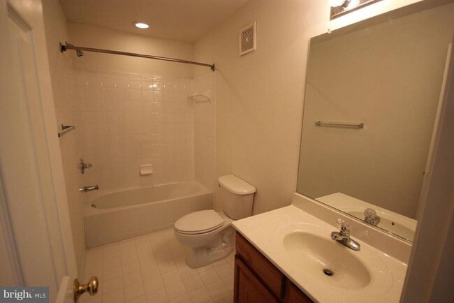 Building Photo - 15675 William Bayliss Ct