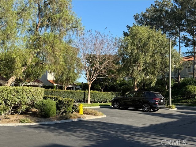 Building Photo - 9 La Quinta