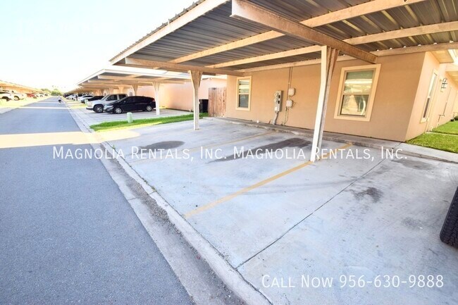 Building Photo - Weslaco Apartment for Rent - Westgate Vill...