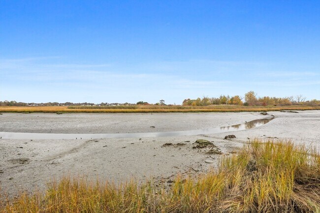 Building Photo - 42 Orchard St