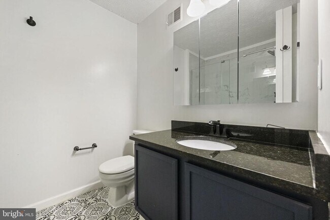 Building Photo - 7406 Golden Horseshoe Ct
