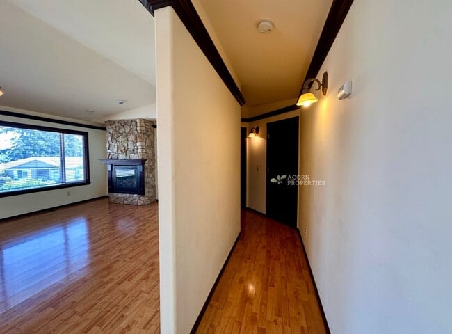 Building Photo - 1331 SW Harbor Vista Cir