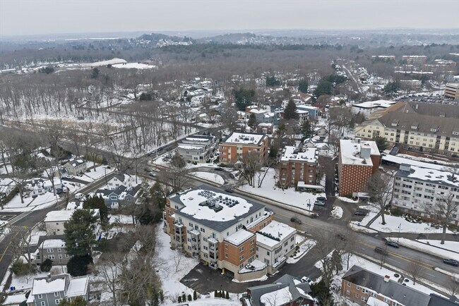 Building Photo - 321 Hammond Pond Pkwy