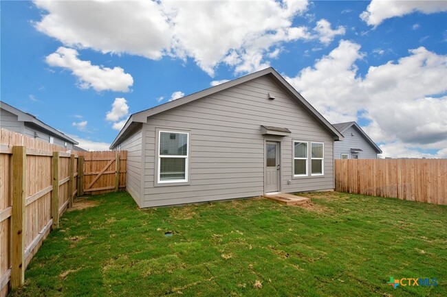Building Photo - 776 Bullsnake Trl