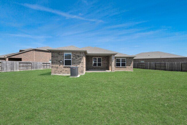 Building Photo - 3113 Foresail Ln