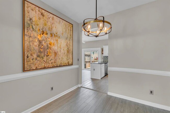 Building Photo - Mauldin, 3BD/2.5BA. 1610SF