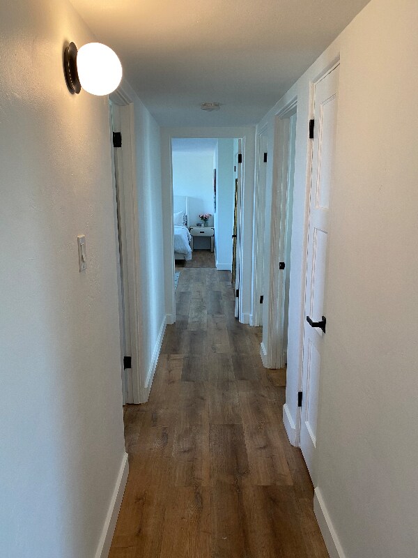 Building Photo - 3536 E Amelia Ave