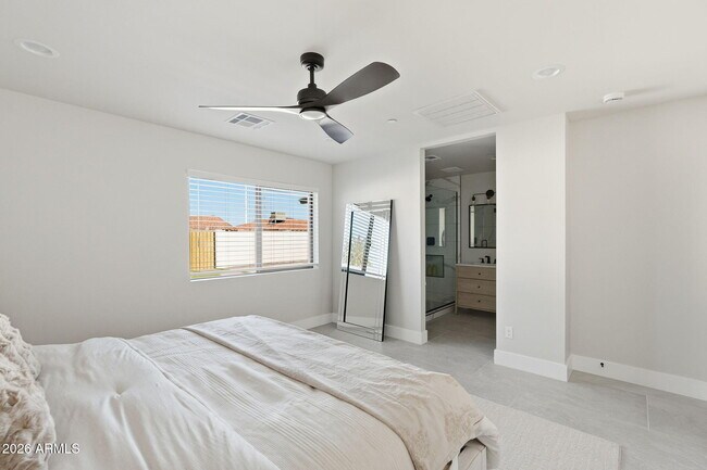 Building Photo - 6420 E Virginia Ave