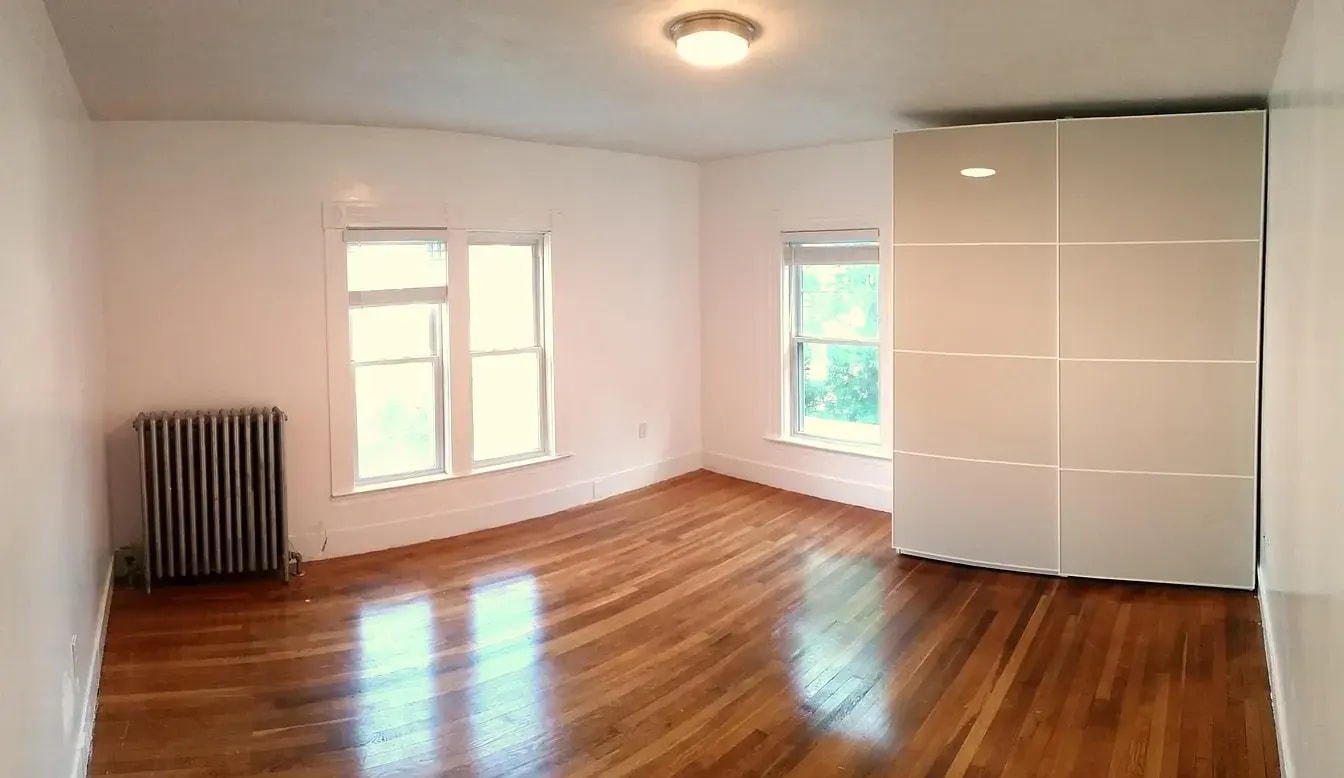 room 2 - 50 Pierce St