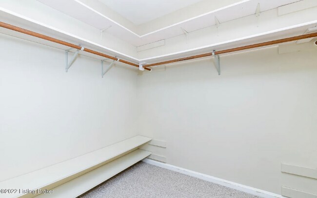 Building Photo - 810 Locust Pointe Pl