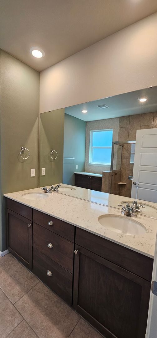 Building Photo - Bremerton Rambler