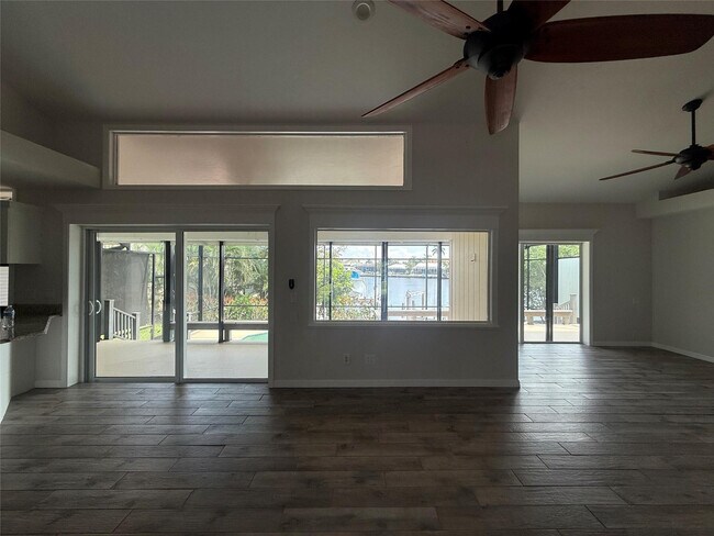 Building Photo - 75 N Barfield Dr