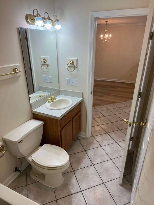 Building Photo - 4025 Sandtrap Ave