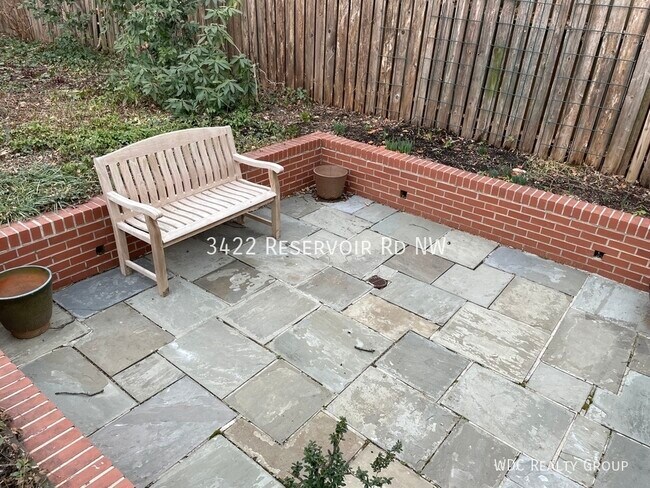 Building Photo - 3422 Reservoir Rd NW