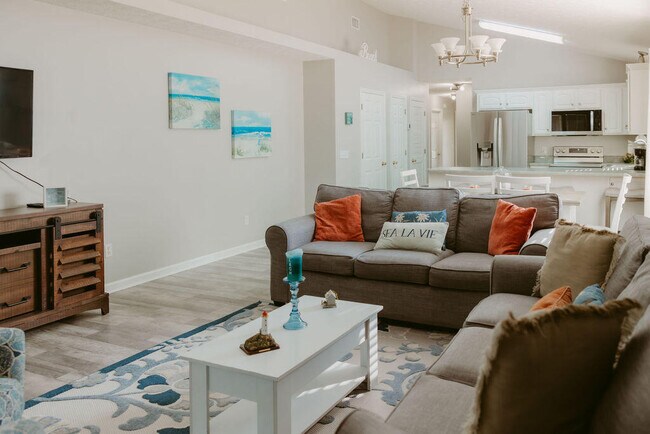 Building Photo - 11808 Cabana Ct